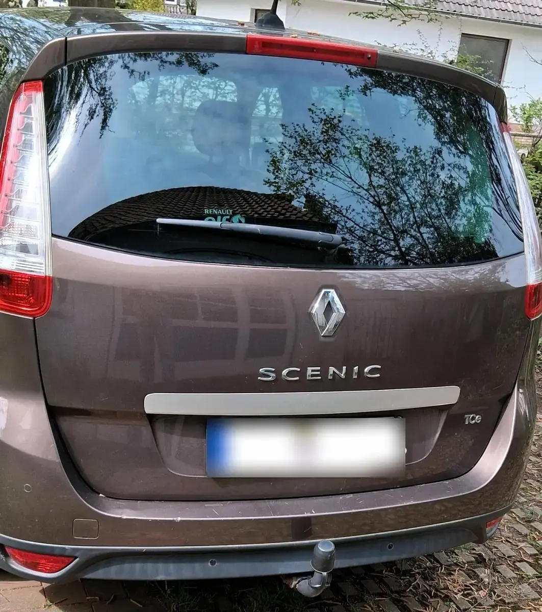 Gebraucht Renault Scénic III 131 PS (96 kW) 2011 Braun Van / Kleinbus