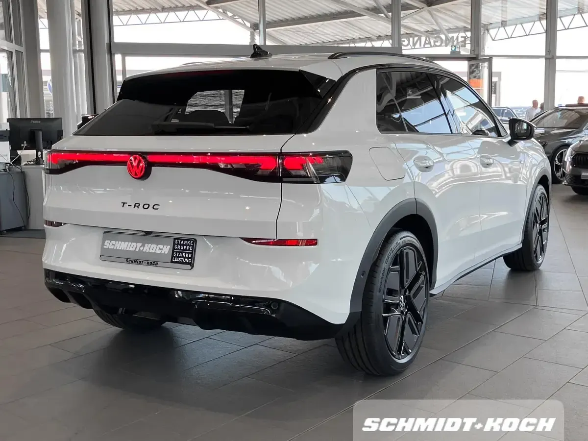 Gebraucht VW T-Roc R-line 150 PS (110 kW) 2026 Pure white (weiß) SUV