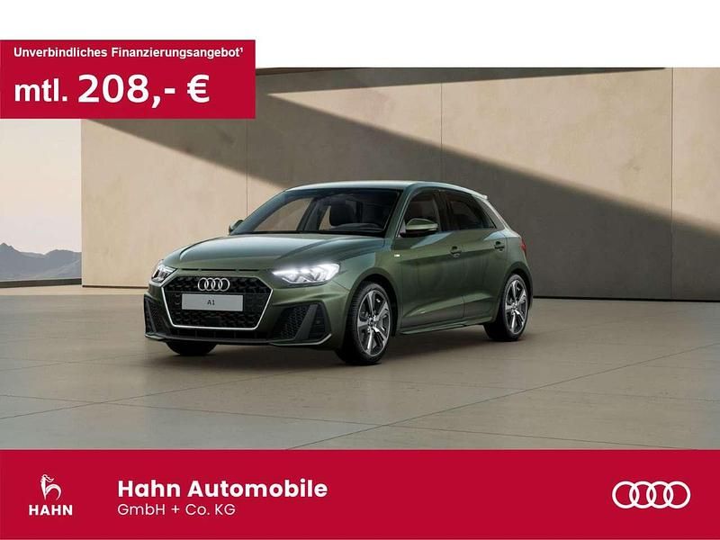 Distriktgrün metallic Neu 2025 Audi A1 S-Line Kleinwagen | 30.980 € (Fairer Preis) - Bild 1/3