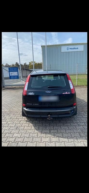 Second-hand Ford Focus 116 CP (85 kW) 2006 Negru Hatchback