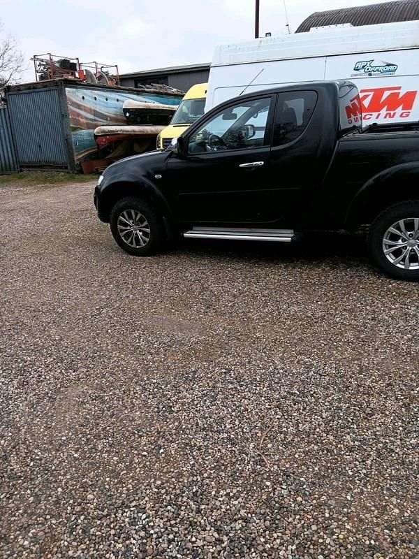 Schwarz Gebraucht 2025 Mitsubishi L200 Abholung | 14.500 € - Bild 1/4