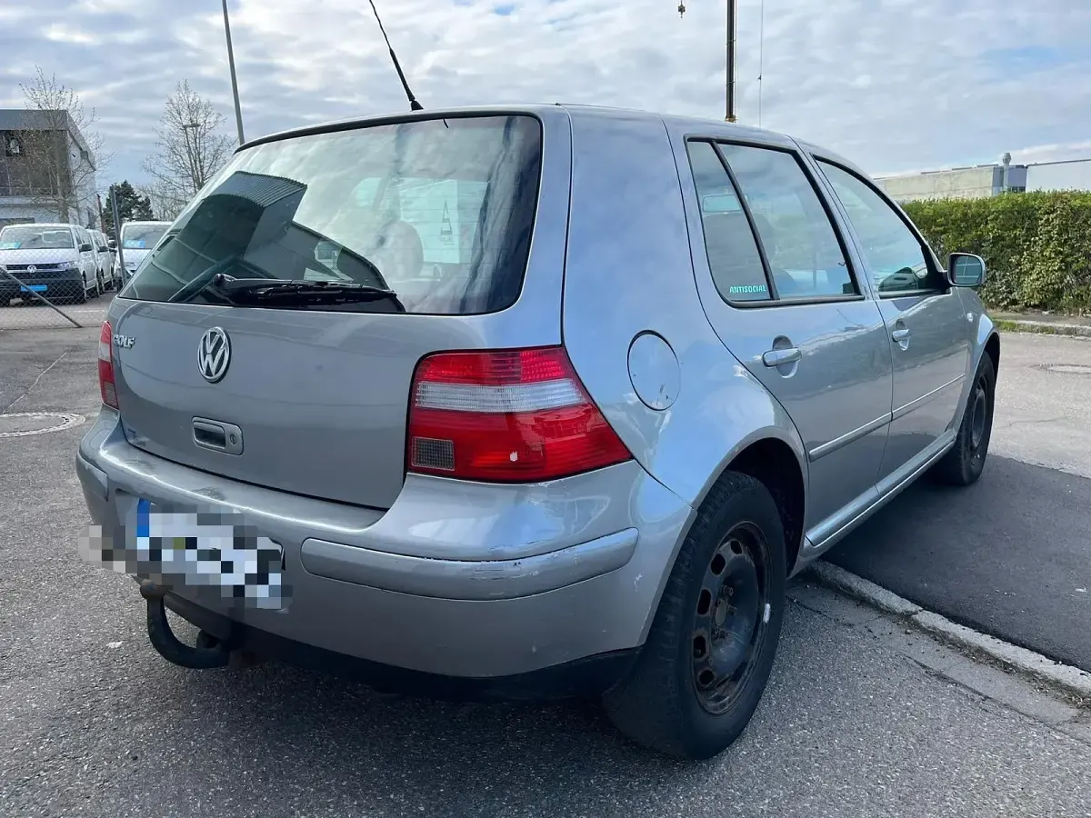 Gebraucht VW Golf IV 75 PS (55 kW) 2003 Grau Limousine