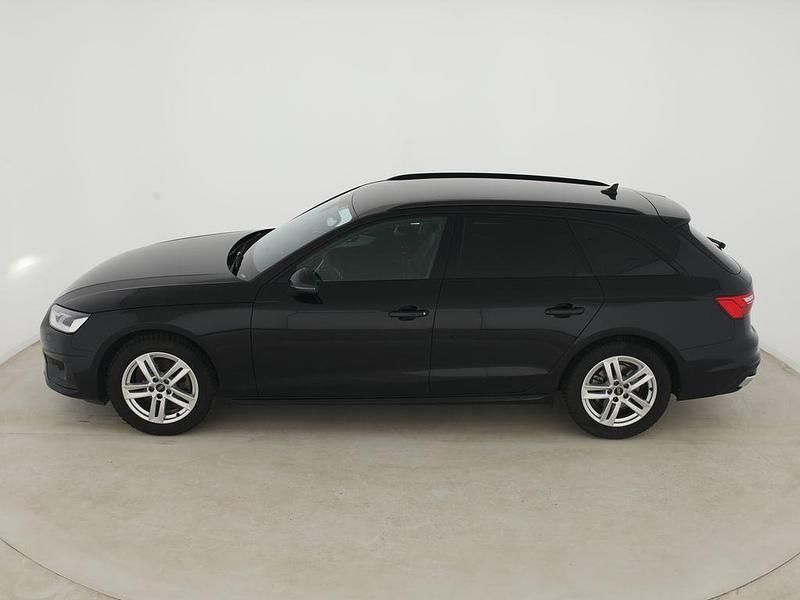 Gebraucht Audi A4 Advanced Plus 163 PS (119 kW) 2023 Mythosschwarz Kombi