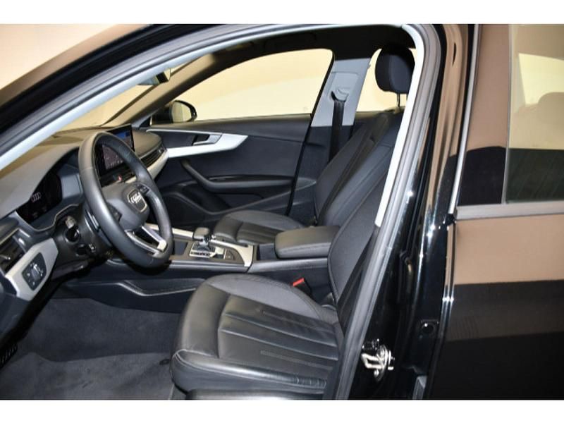 Gebraucht Audi A4 Advanced 163 PS (119 kW) 2023 Kombi