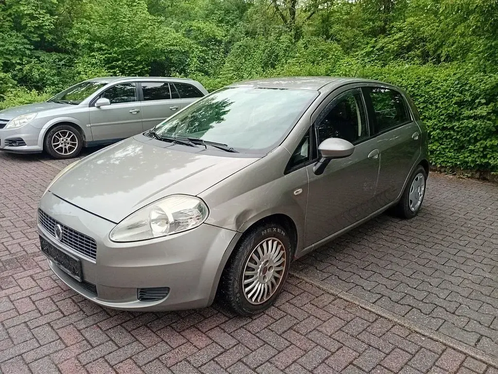 Gebraucht Fiat Punto Active 95 PS (69 kW) 2007 Gold Kleinwagen