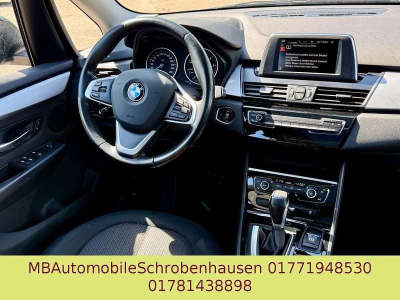 Gebraucht BMW 218 Basis 150 PS (110 kW) 2015 Schwarz Kombi