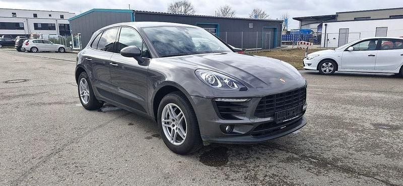 Gebraucht Porsche Macan S 258 PS (189 kW) 2015 Grau SUV