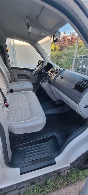 Gebraucht VW T5 102 PS (75 kW) 2011 Weiß Van