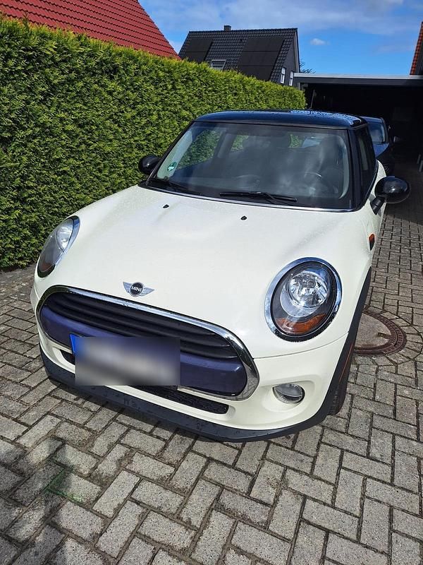 Weiß Gebraucht 2016 Mini Cooper Kleinwagen | 11.500 € (Superpreis) - Bild 1/4