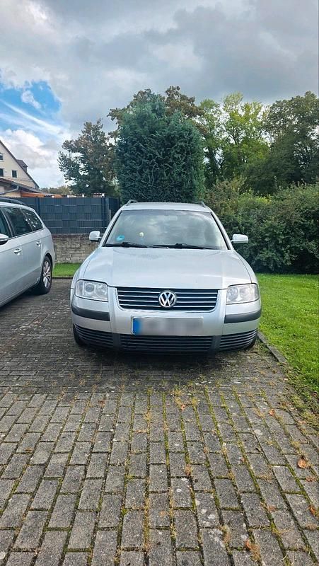 Gebraucht VW Passat 115 PS (84 kW) 2001 Silber Kombi