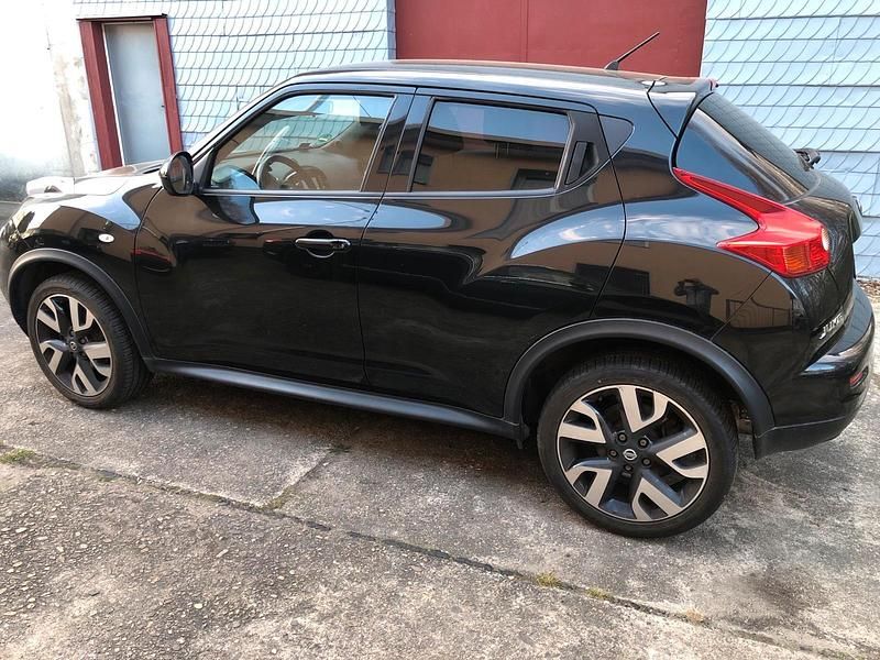 Gebraucht Nissan Juke 116 PS (85 kW) 2014 Schwarz SUV