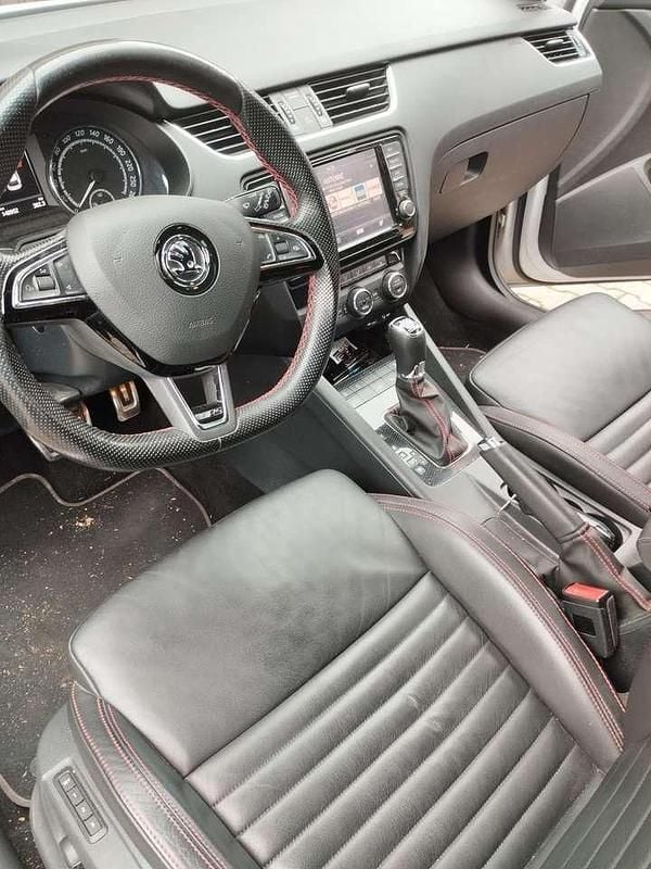 Gebraucht Skoda Octavia RS 184 PS (135 kW) 2017 Weiß Kombi