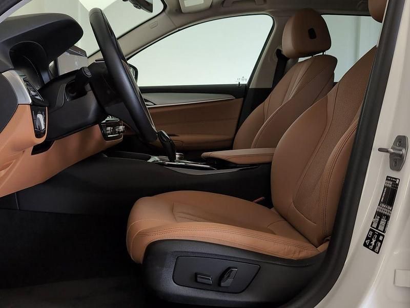 Gebraucht BMW 530 Performance 252 PS (185 kW) 2024 Weiß Kombi