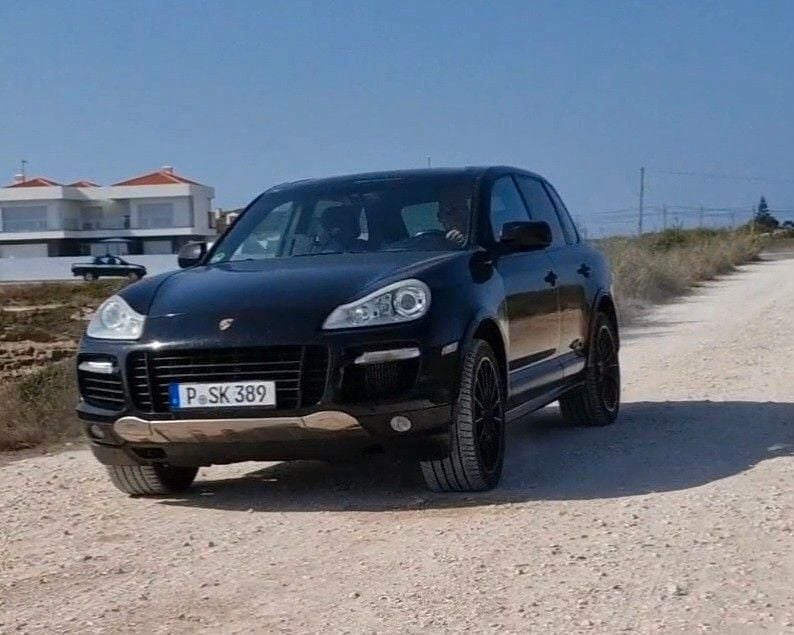 Schwarz Gebraucht 2009 Porsche Cayenne SUV | 13.000 € (Fairer Preis) - Bild 1/4