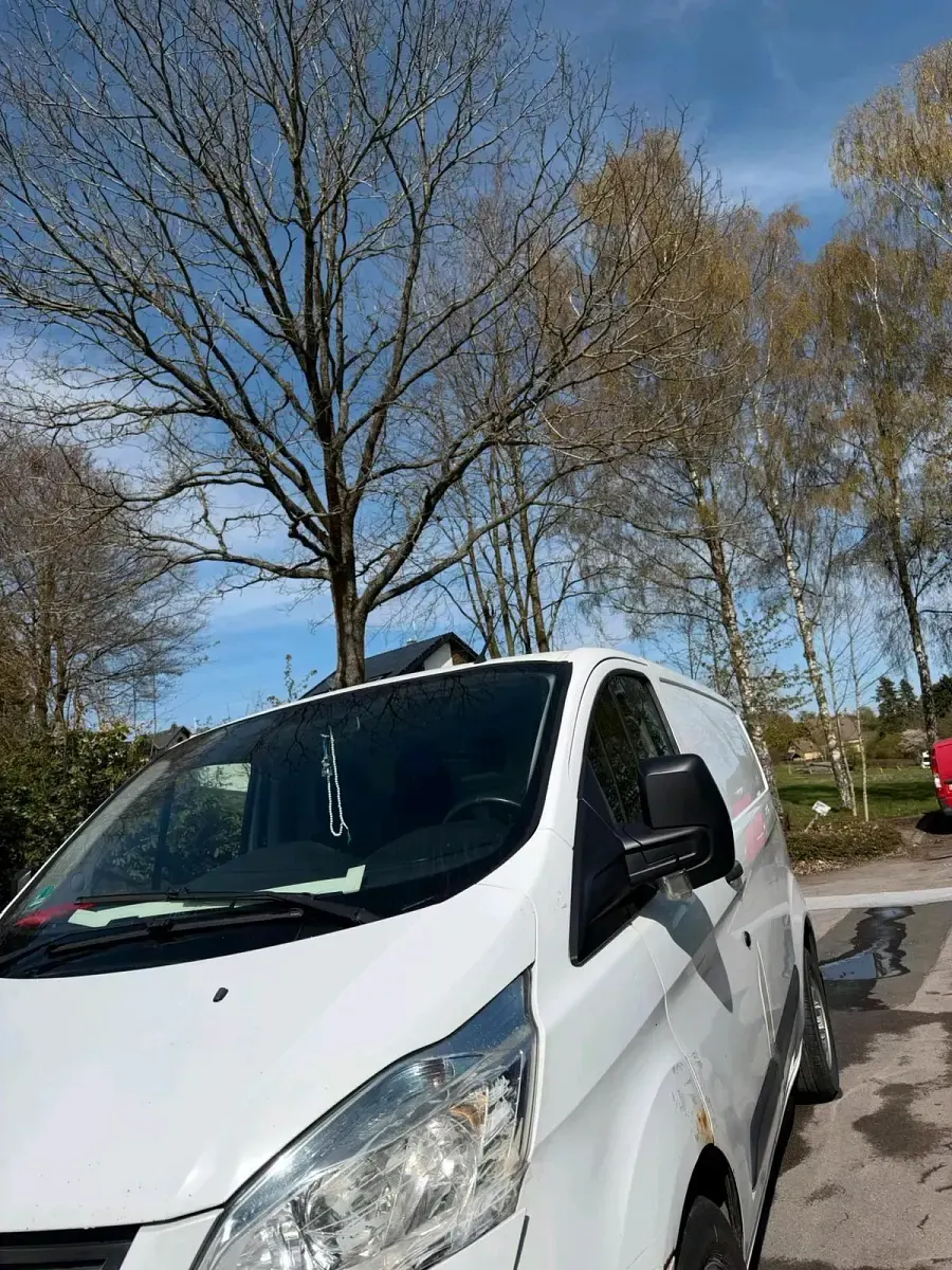 Gebraucht Ford Transit Custom 105 PS (77 kW) 2013 Weiß Van / Kleinbus
