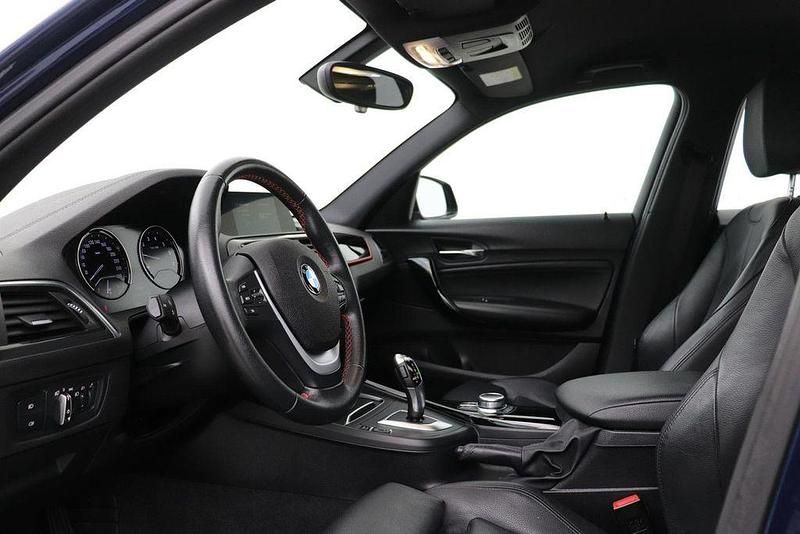 Gebraucht BMW 118 Executive 136 PS (100 kW) 2018 Blau Kleinwagen