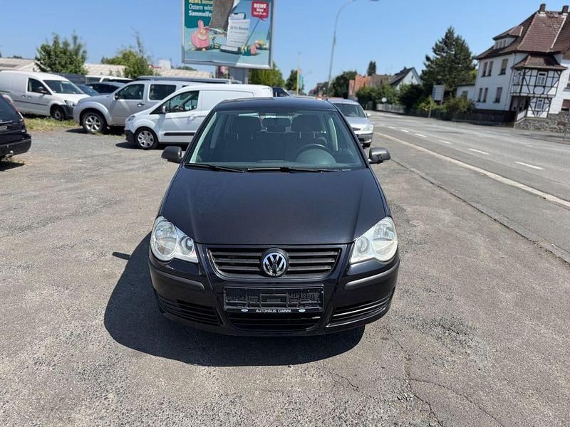 Schwarz Gebraucht 2005 VW Polo Trendline Limousine | 3.500 € (Etwas zu teuer) - Bild 1/4