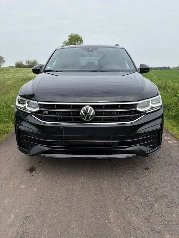Gebraucht VW Tiguan Allspace 245 PS (180 kW) 2025 Schwarz SUV
