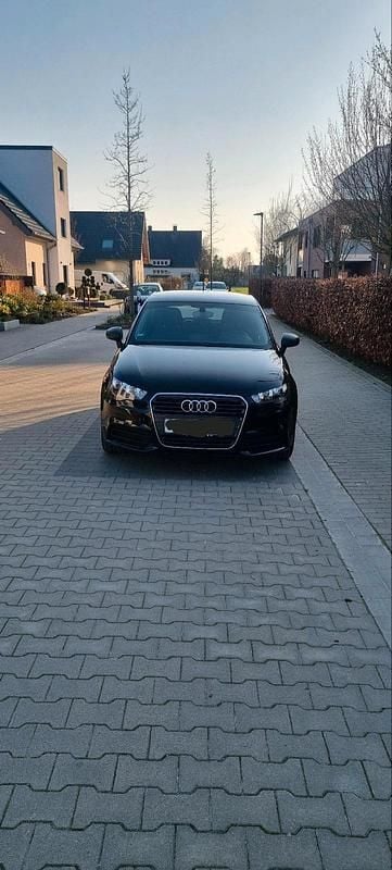 Gebraucht Audi A1 Sportback 90 PS (66 kW) 2013 Schwarz Kleinwagen
