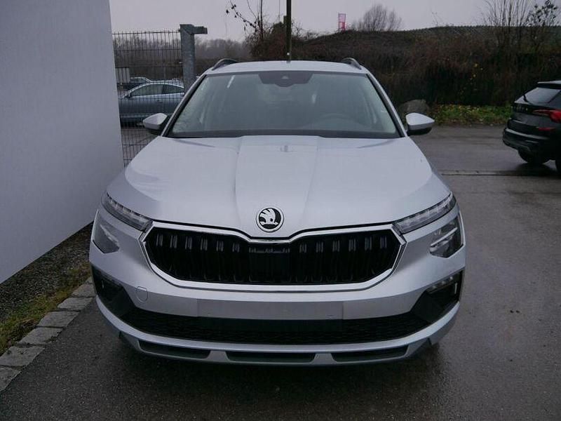 Neu Skoda Kamiq 150 PS (110 kW) 2026 Silber SUV