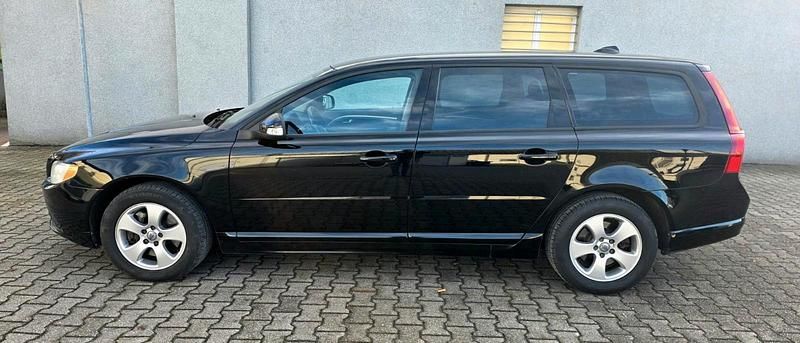 Gebraucht Volvo V70 185 PS (136 kW) 2009 Schwarz Kombi
