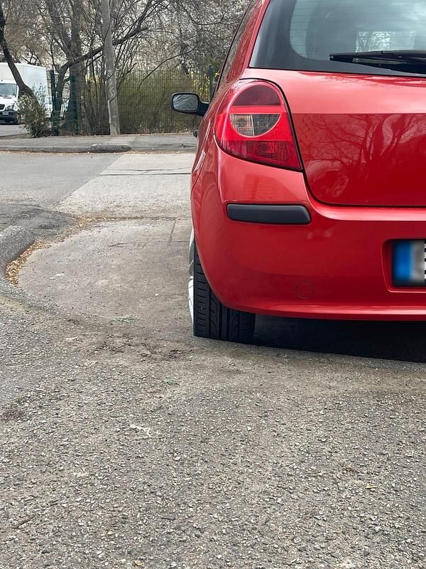 Gebraucht Renault Clio III 75 PS (55 kW) 2006