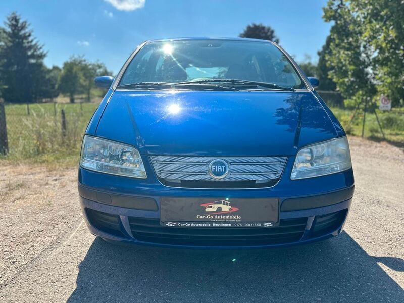 Blau Gebraucht 2008 Fiat Idea Van / Kleinbus | 2.999 € (Fairer Preis) - Bild 1/4