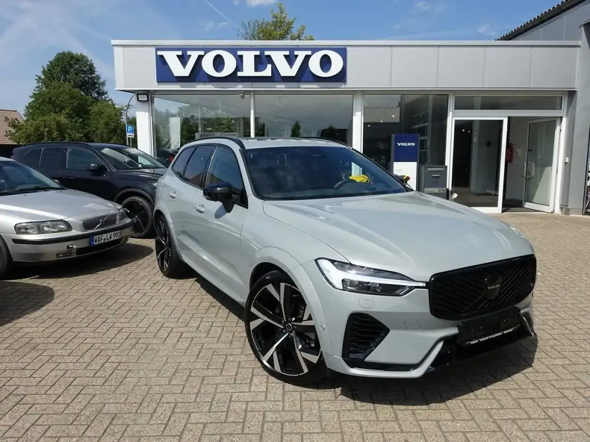 Gebraucht Volvo XC60 Ultra 402 PS (295 kW) 2025 Grau SUV