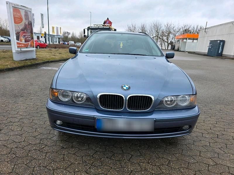 Gebraucht BMW 525 192 PS (141 kW) 2001 Silber Kombi