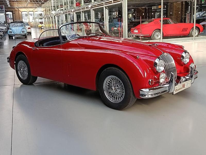 Gebraucht Jaguar XK 212 PS (155 kW) 1959 Rot Cabrio