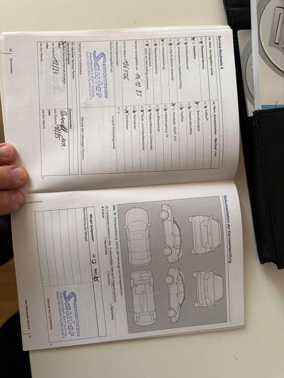 Gebraucht VW Touran Highline 177 PS (130 kW) 2014 Schwarz Van / Kleinbus