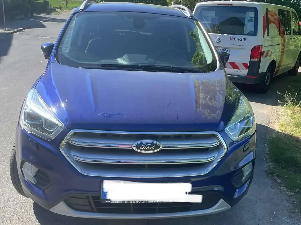 Używany Ford Kuga 182 KM (133 kW) 2017 Niebieski SUV