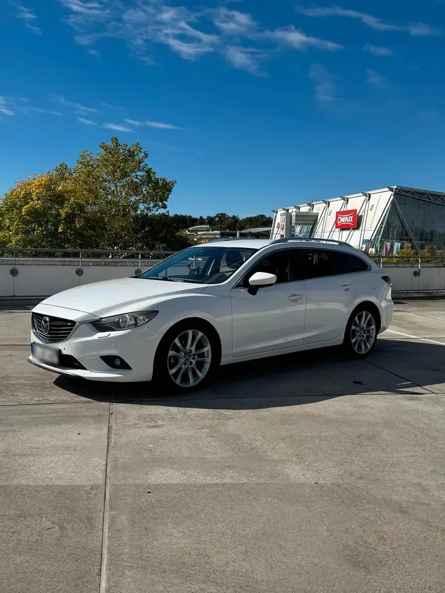 Gebraucht Mazda 6 177 PS (130 kW) 2013 Weiß Kombi