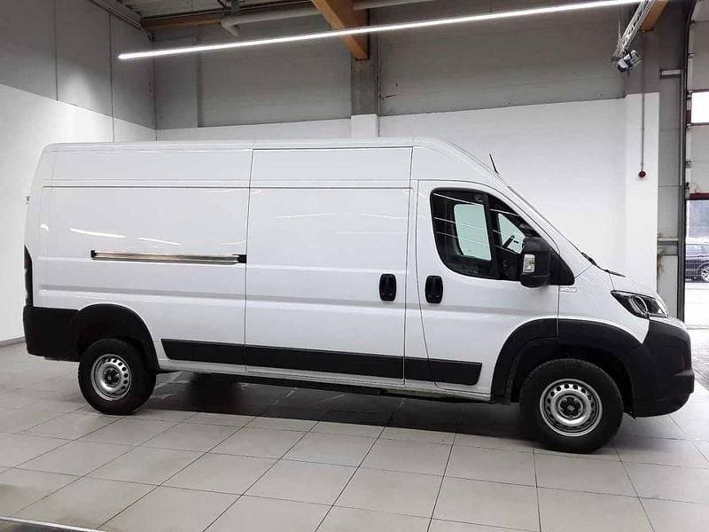 Gebraucht Fiat E-Ducato 205 kW (279 PS) 2025 Ducato weiß Van
