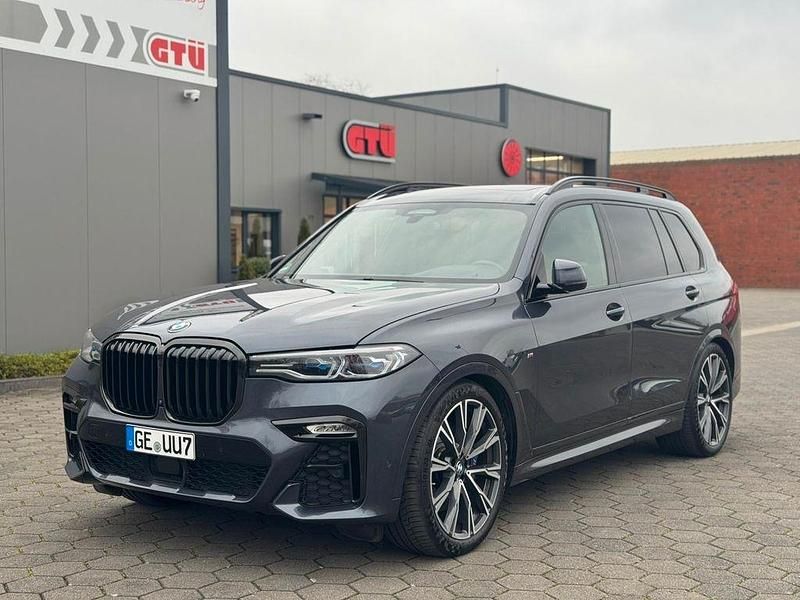 Grau Gebraucht 2020 BMW X7 Performance SUV | 65.490 € - Bild 1/4