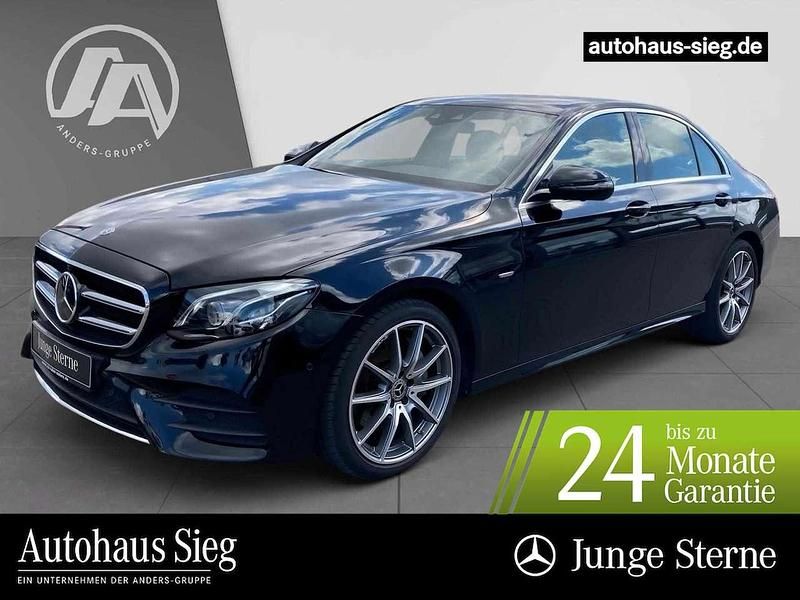 Schwarz Gebraucht 2020 Mercedes E300 AMG Limousine | 38.474 € (Fairer Preis) - Bild 1/3