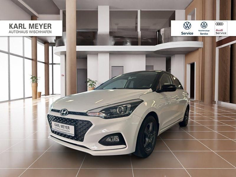 Schwarz Gebraucht 2020 Hyundai i20 Advantage Kleinwagen | 11.985 € (Fairer Preis) - Bild 1/4