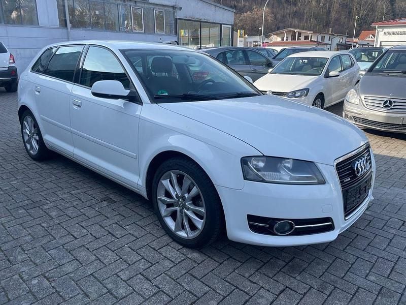 Gebraucht Audi A3 Ambition 140 PS (102 kW) 2011 Weiß Kleinwagen