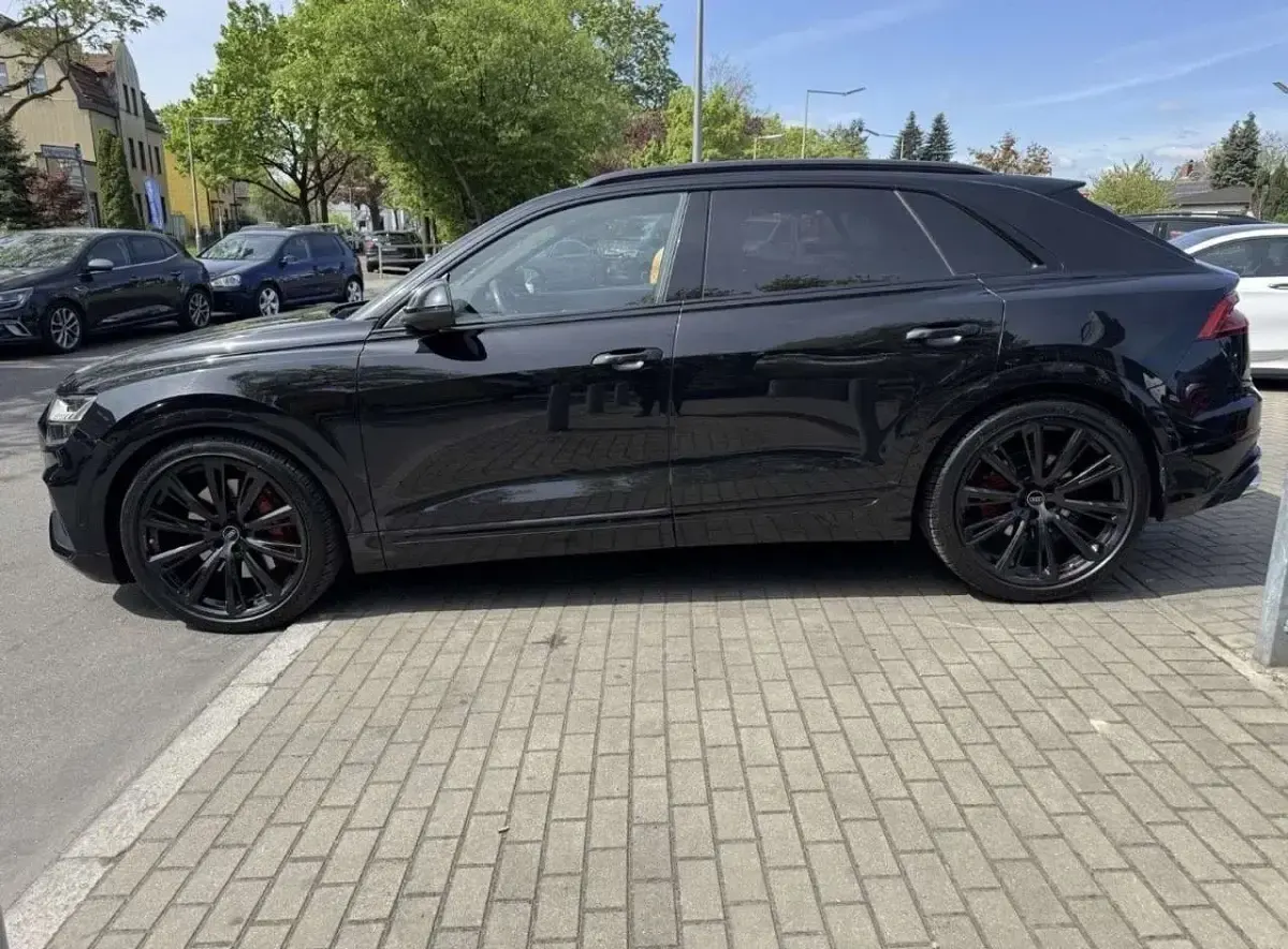 Gebraucht Audi SQ8 Design 435 PS (319 kW) 2020 Schwarz SUV