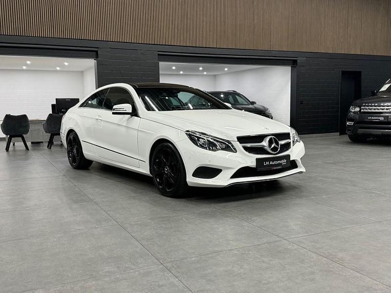 Gebraucht Mercedes E250 204 PS (150 kW) 2015 Weiß Coupé