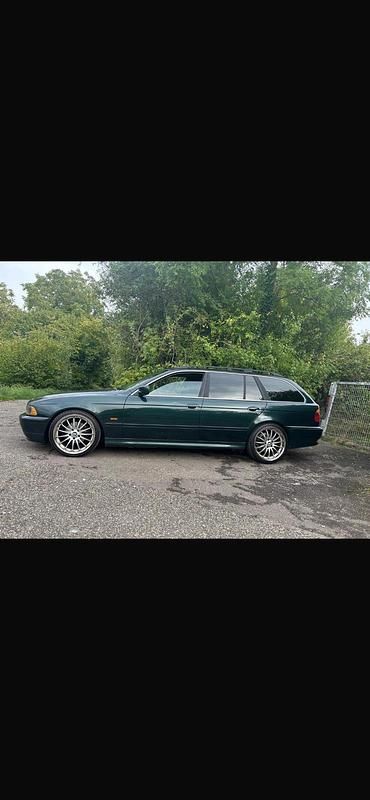 Second-hand BMW 525 192 CP (141 kW) 2002 Verde Break