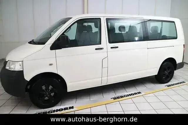 Używany VW Caravelle 102 KM (75 kW) 2009 Biały Van