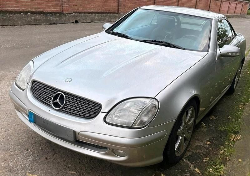Silber Gebraucht 2001 Mercedes SLK200 Cabrio | 3.700 € (Guter Preis) - Bild 1/4