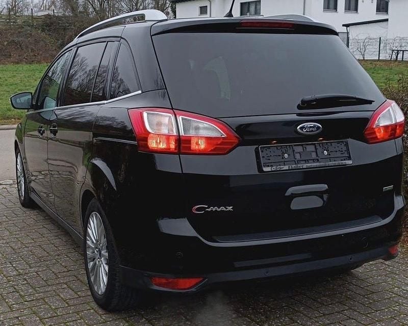 Gebraucht Ford Grand C-Max Titanium 125 PS (91 kW) 2015 Schwarz Van / Kleinbus