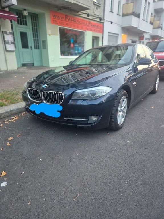 Blau Gebraucht 2011 BMW 530 Gran Turismo Limousine | 6.500 € (Superpreis) - Bild 1/4