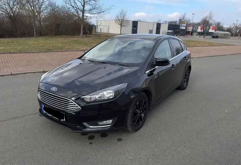 Gebraucht Ford Focus Business Edition 150 PS (110 kW) 2015 Schwarz Limousine