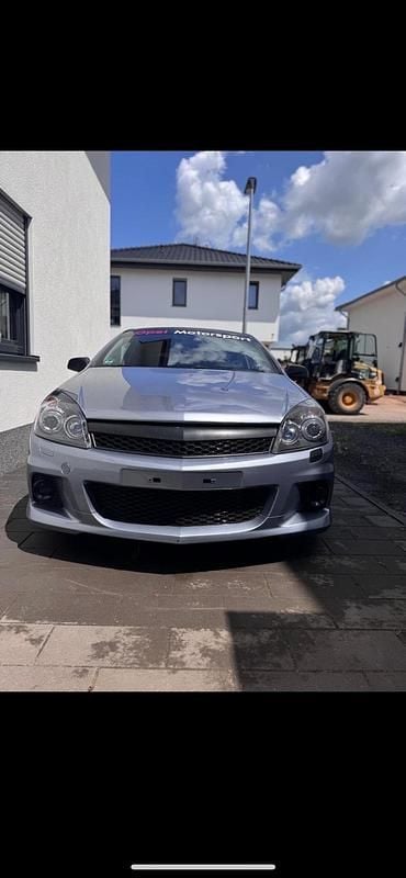 Gebraucht Opel Astra GTC 105 PS (77 kW) 2005 Grau Coupé