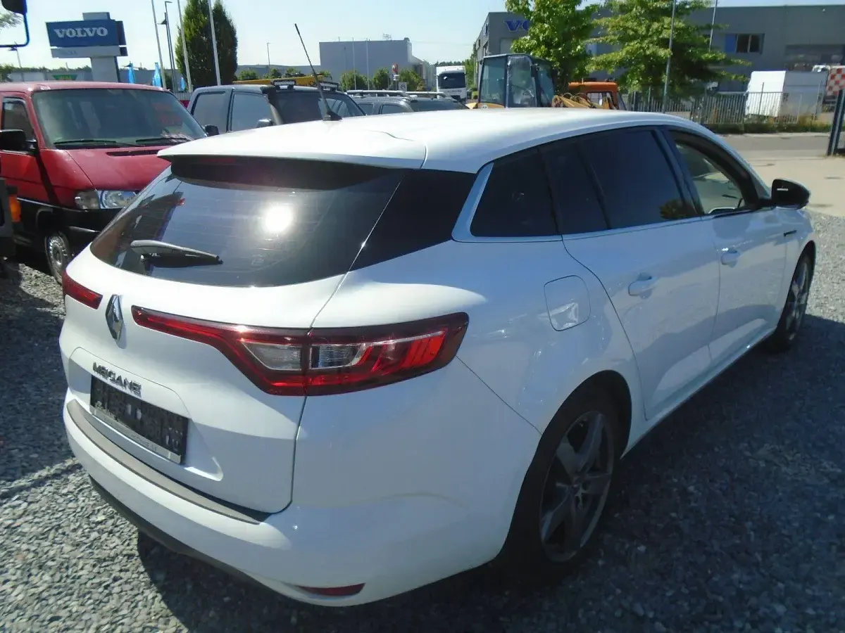 Gebraucht Renault Mégane GrandTour Life 101 PS (74 kW) 2016 Kombi