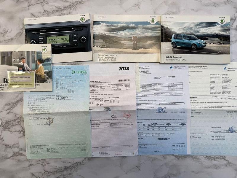 Gebraucht Skoda Roomster Plus Edition 86 PS (63 kW) 2012 Schwarz Van / Kleinbus