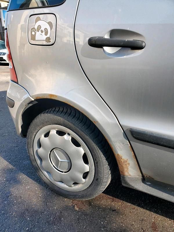 Gebraucht Mercedes A170 94 PS (69 kW) 2003 Silber Kleinwagen